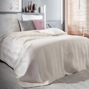 Kvalitní oboustranný přehoz na postel krémové barvy Šířka: 230 cm | Délka: 260 cm.